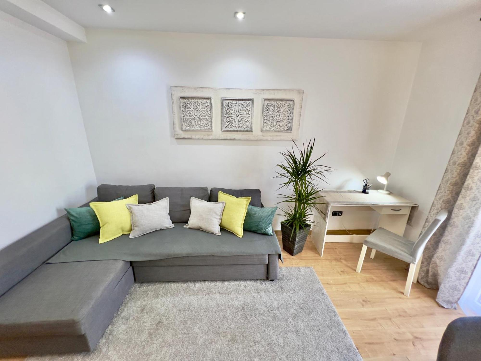 Cozy Apartment In Valencia! Wi-Fi ! Kültér fotó